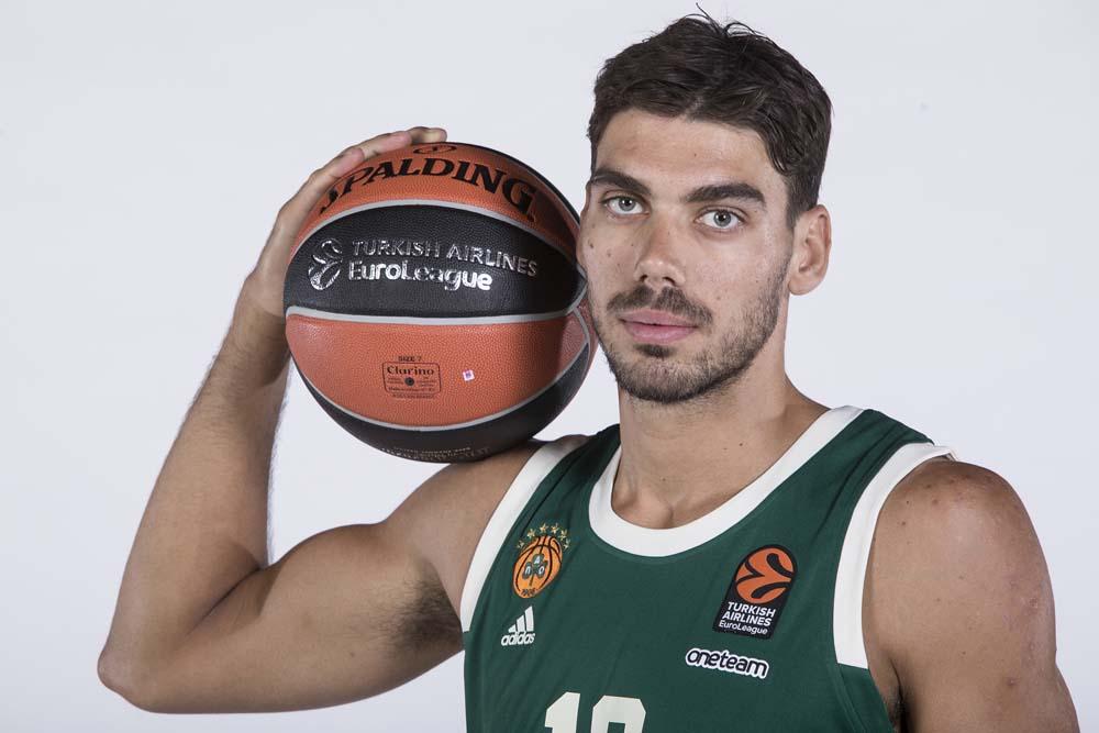 洛杉矶道奇官方推出 2025“双冠版”球衣，并在衣袖处绣有大谷翔平 50／50 纪录标志